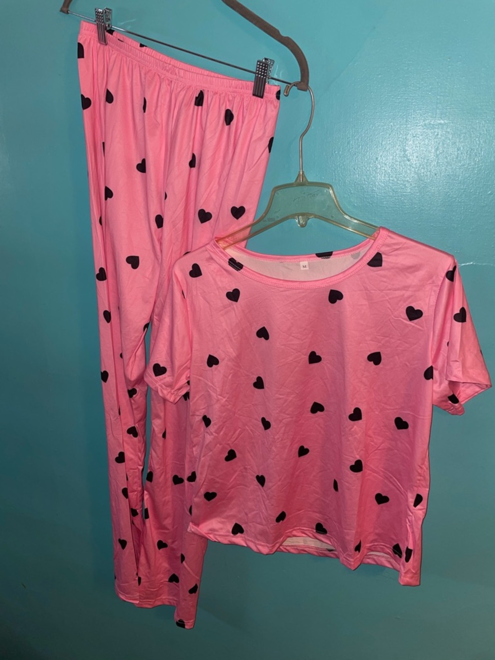 Women’s print heart pajamas set size medium